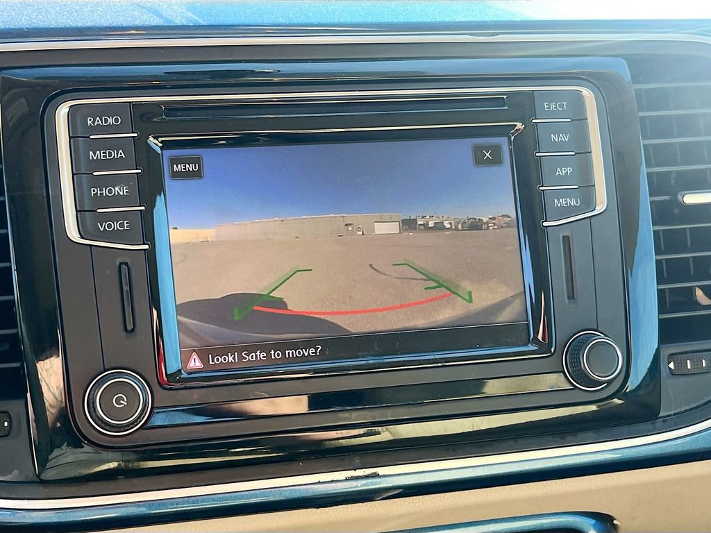 Used 2019 Volkswagen Beetle 2.0T SE w/ SE Premium Package image 14