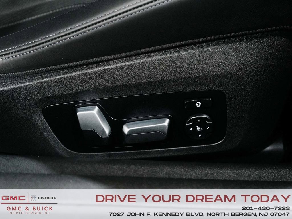 Used 2022 BMW M4 xDrive Competition w/ Executive Package image 36