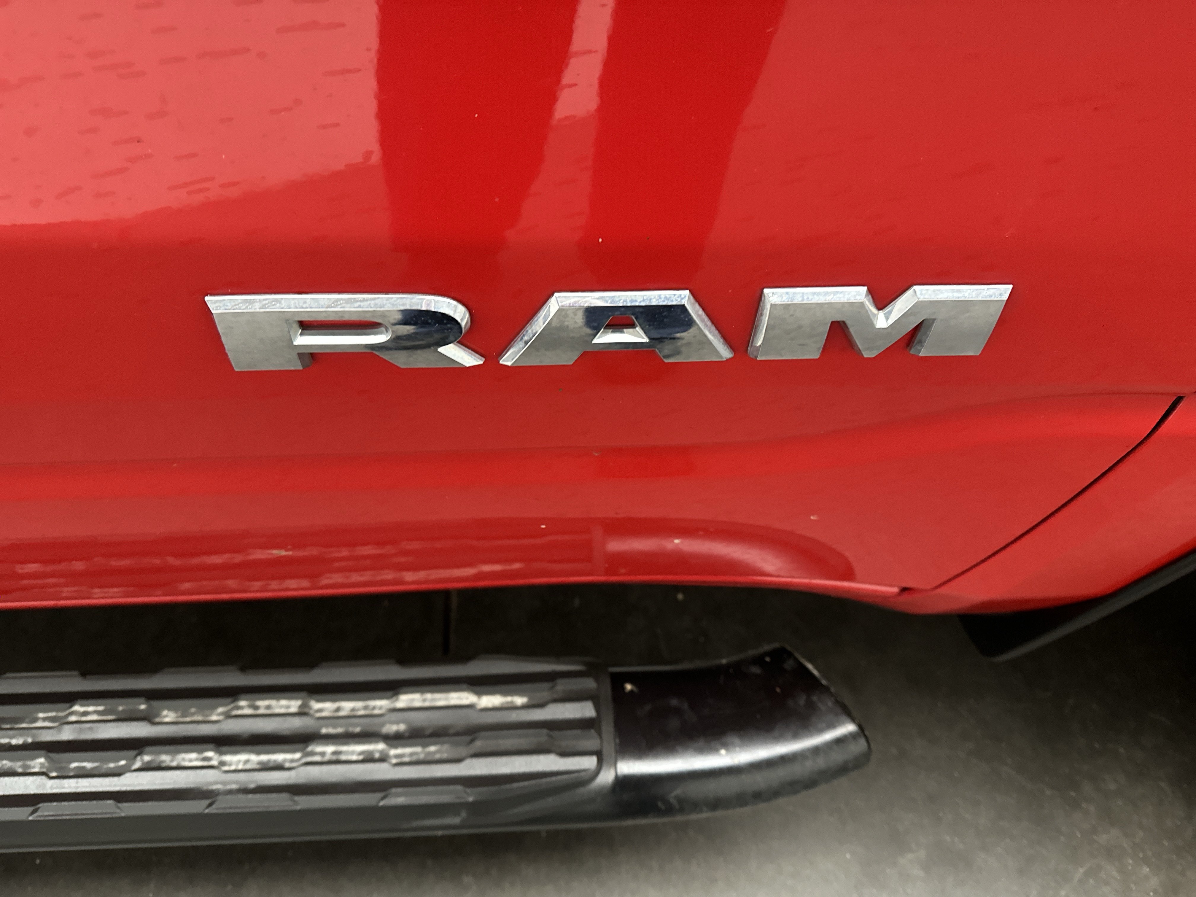 Used 2019 RAM 1500 Big Horn AWD/4WD image 14
