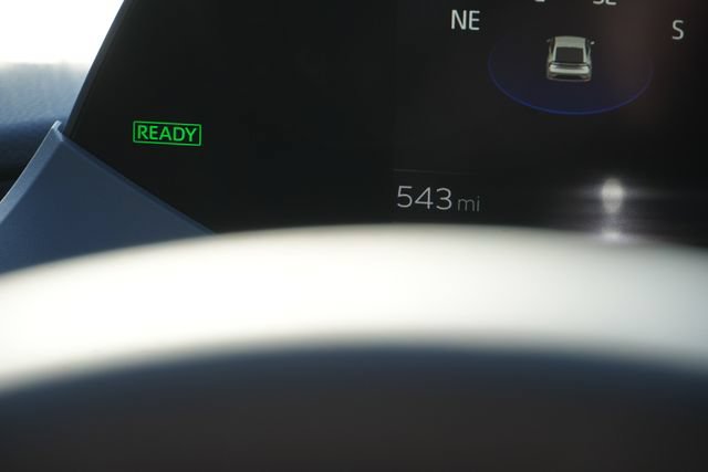 Used 2026 Toyota Prius Plug-In Hybrid FWD image 30