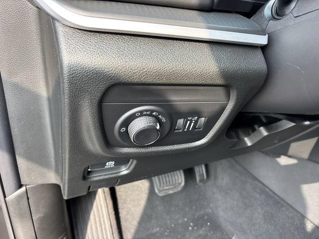 New 2026 Jeep Grand Cherokee Laredo X AWD/4WD image 17