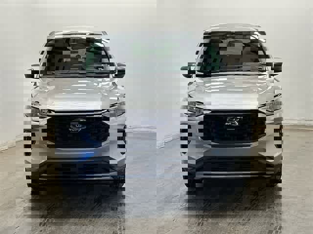 Used 2023 Ford Escape Active image 28