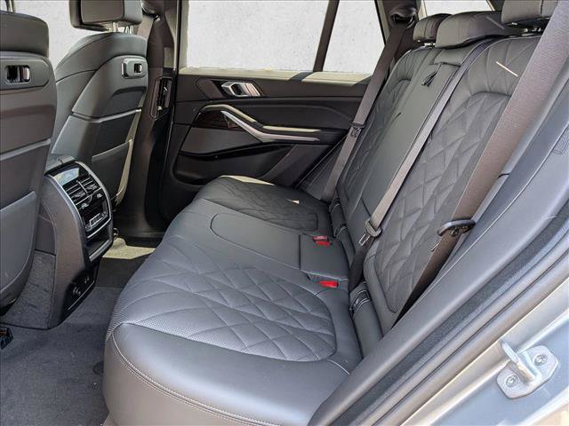 New 2026 BMW X5 xDrive40i w/ Climate Comfort Package AWD/4WD image 17
