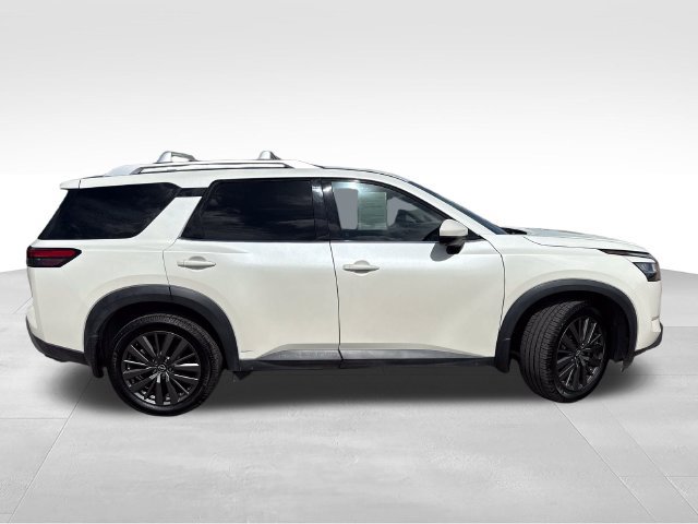 Certified 2023 Nissan Pathfinder SL w/ SL Premium Package AWD/4WD image 9