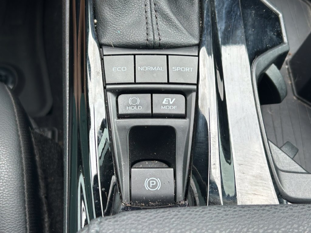 Certified 2025 Toyota Camry XSE w/ Premium Package FWD image 27