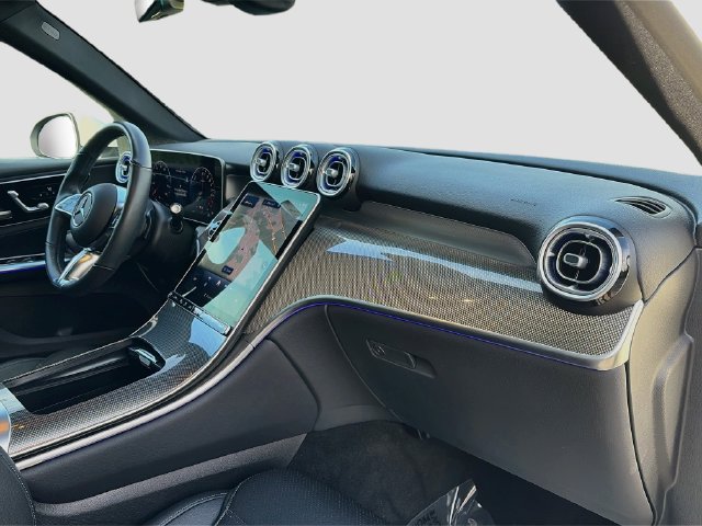 Certified 2025 Mercedes-Benz GLC 350e 4MATIC image 30