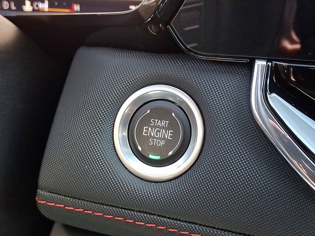 Used 2024 Chevrolet Colorado Z71 w/ Z71 Convenience Package 2 image 24