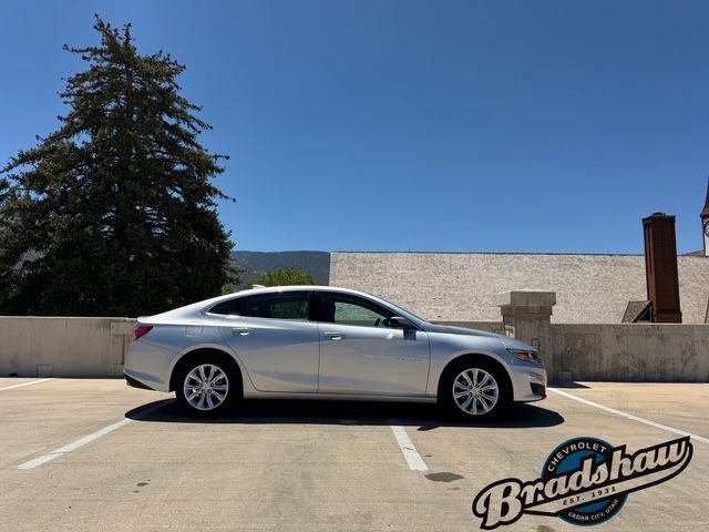 Used 2020 Chevrolet Malibu LT FWD image 3