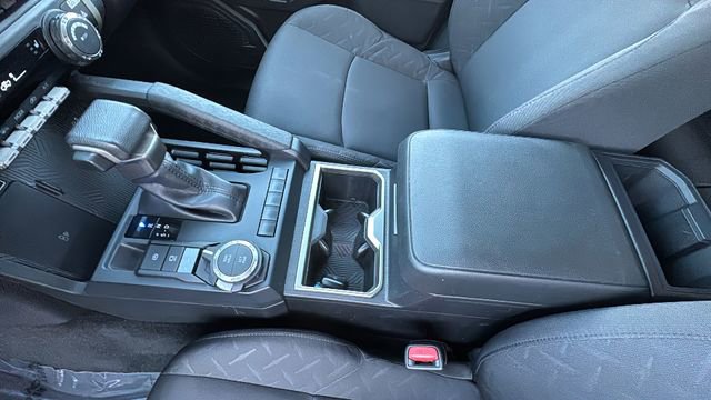Used 2024 Toyota Tacoma SR5 AWD/4WD image 25