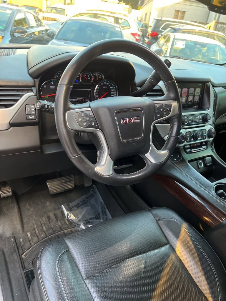 Used 2017 GMC Yukon SLT image 20