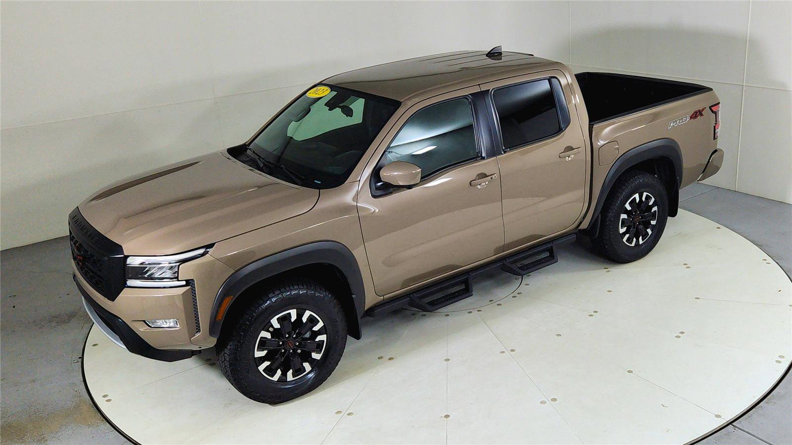 Used 2023 Nissan Frontier PRO-4X w/ Pro Convenience Package image 18