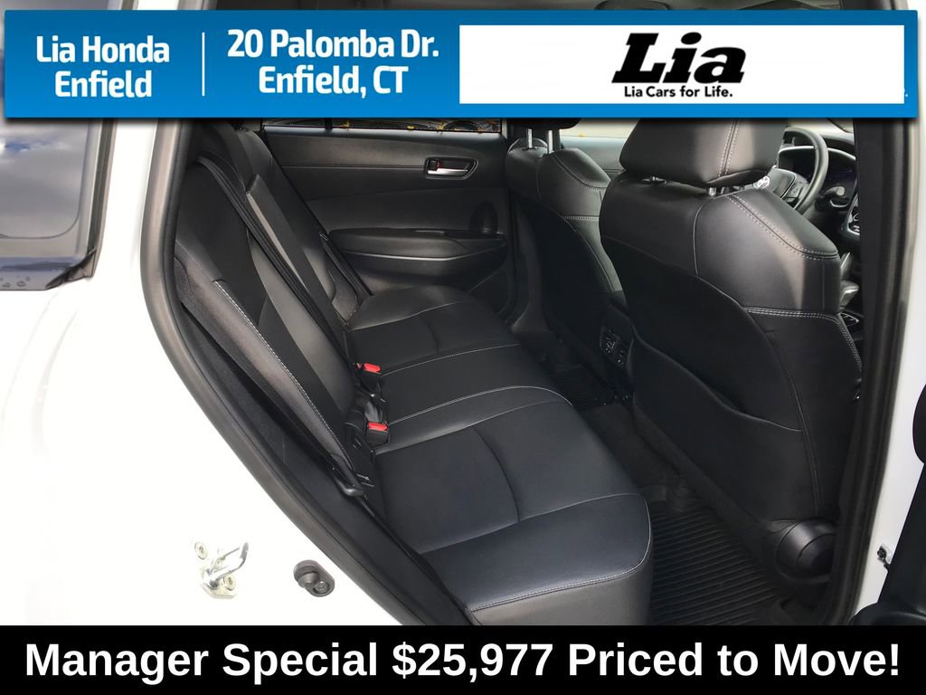 Used 2022 Toyota Corolla Cross XLE image 30