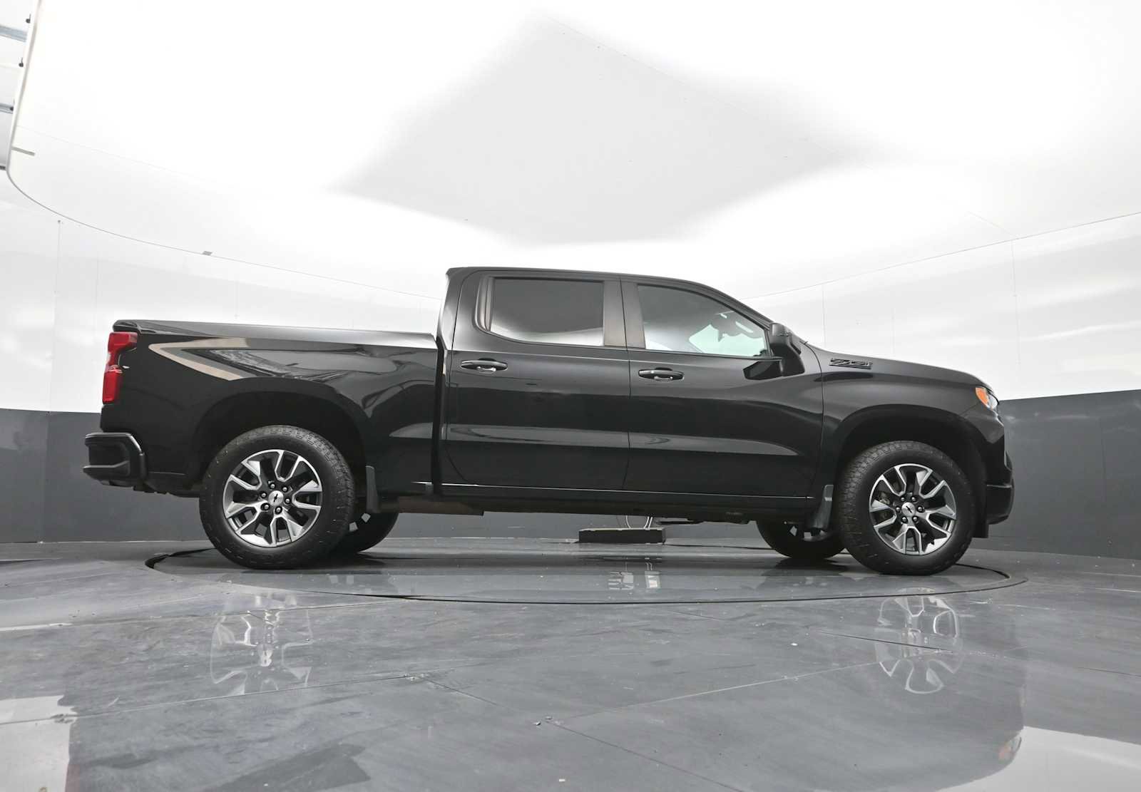 Used 2023 Chevrolet Silverado 1500 RST image 30