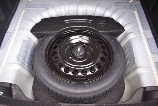 Used 2018 Chevrolet Malibu LT image 37