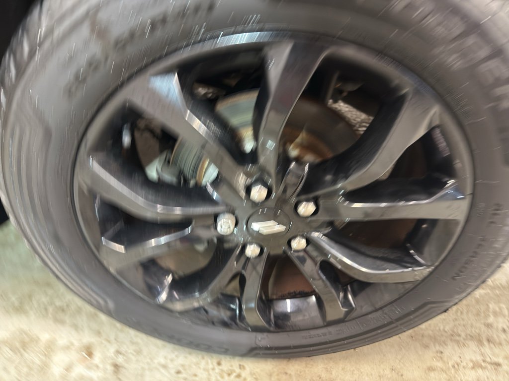 Used 2019 Dodge Durango GT image 34