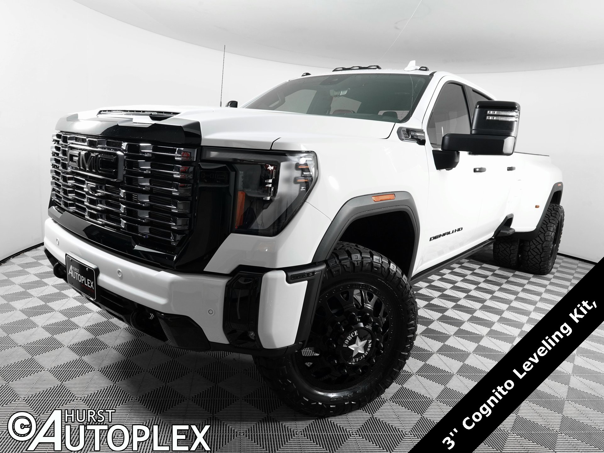 Used 2025 GMC Sierra 3500 Denali Ultimate image 1