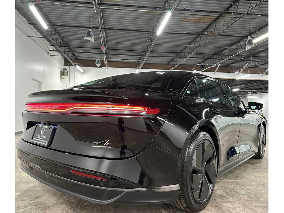 Used 2025 Lucid Air Grand Touring image 13