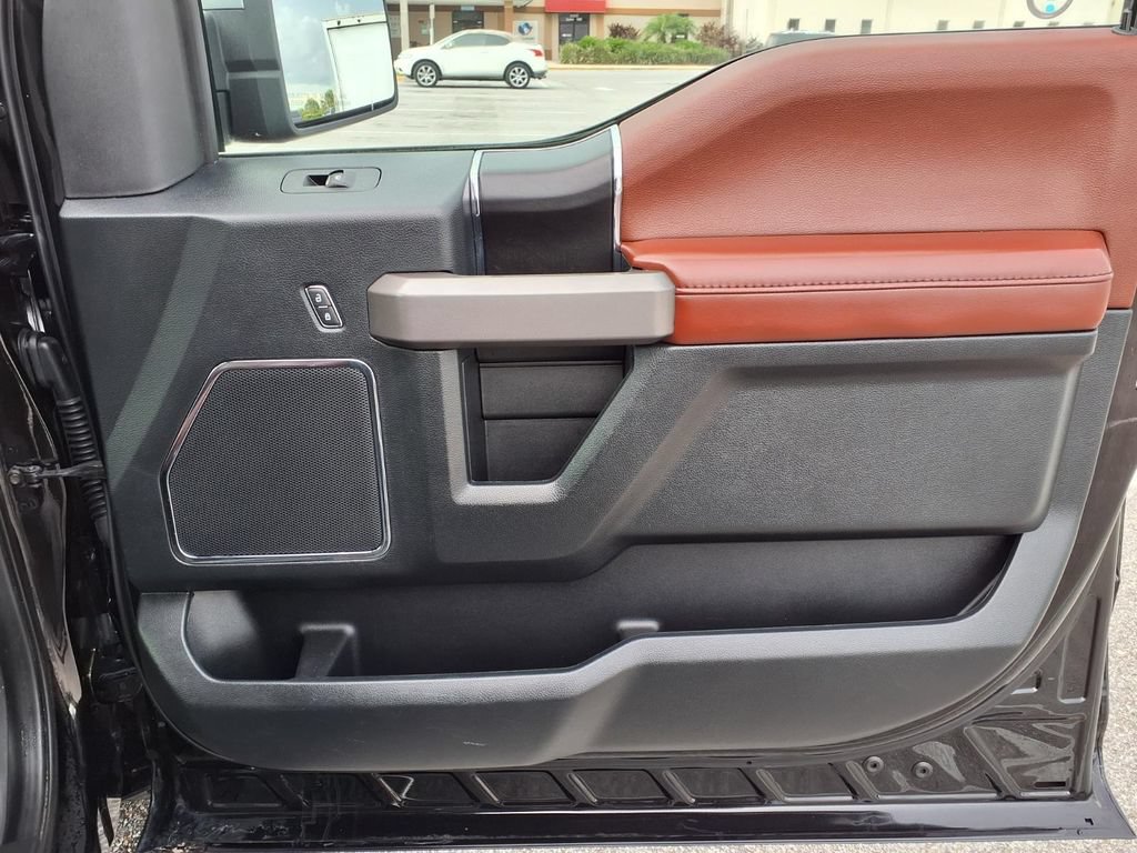 Used 2020 Ford F150 Platinum w/ Technology Package AWD/4WD image 15