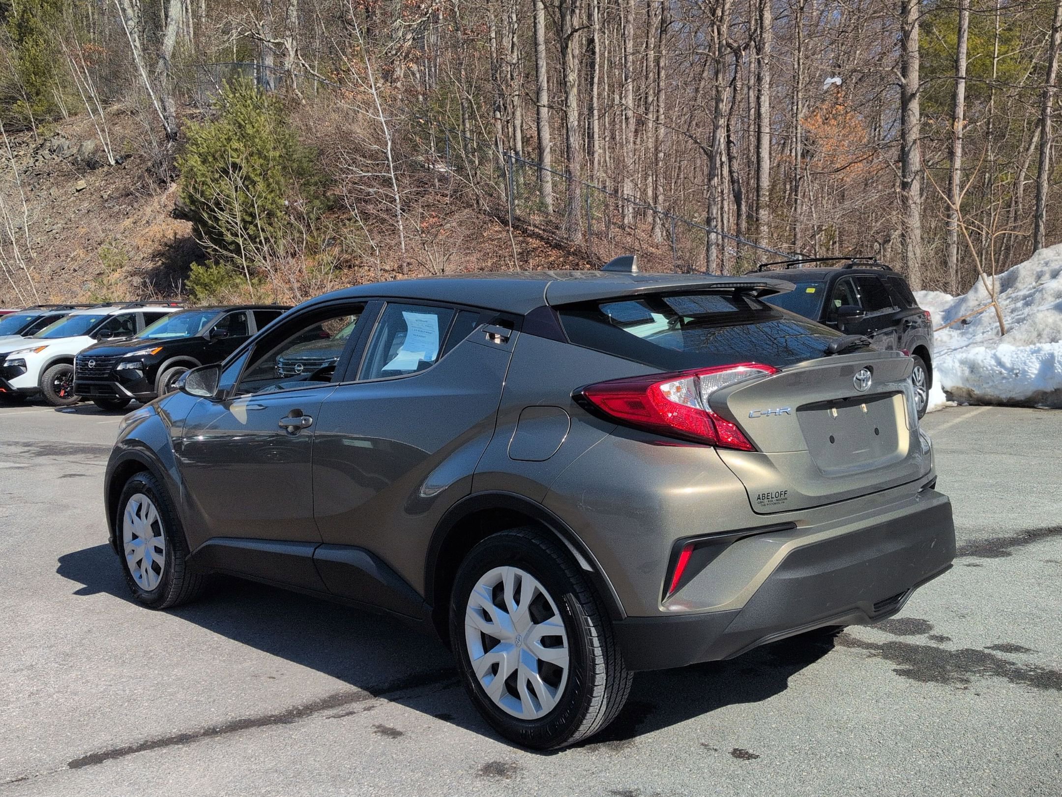 Used 2021 Toyota C-HR LE image 7