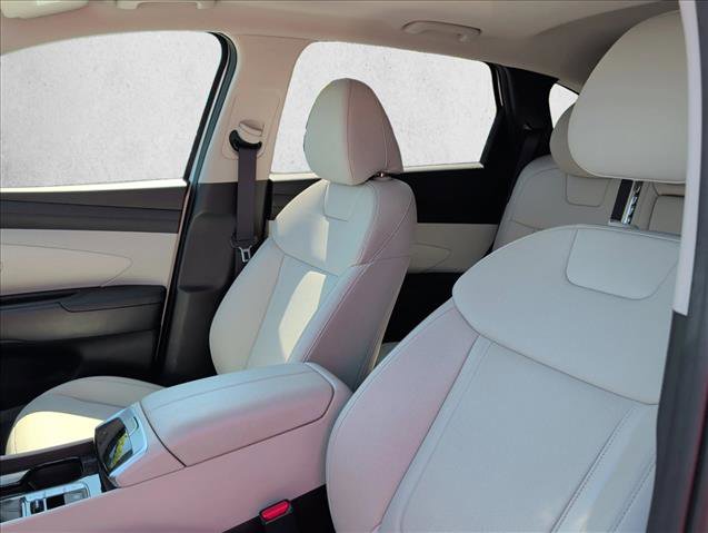 Used 2025 Hyundai Tucson SEL FWD image 12