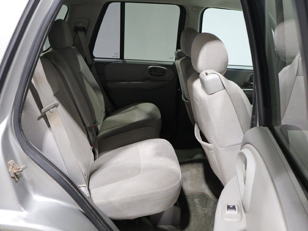 Used 2008 Chevrolet TrailBlazer 4WD image 9