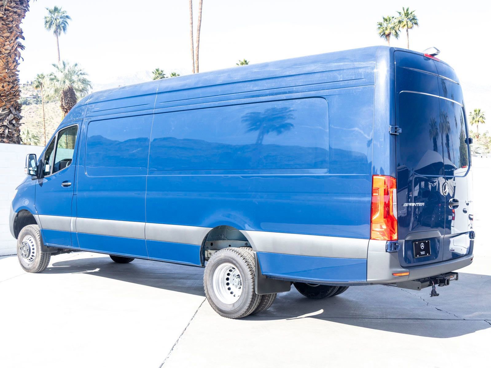 Used 2024 Mercedes-Benz Sprinter 3500 w/ Acoustic Package image 7