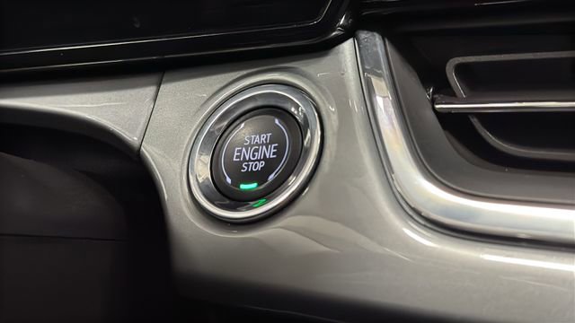 Used 2025 Chevrolet Trax LT FWD image 22