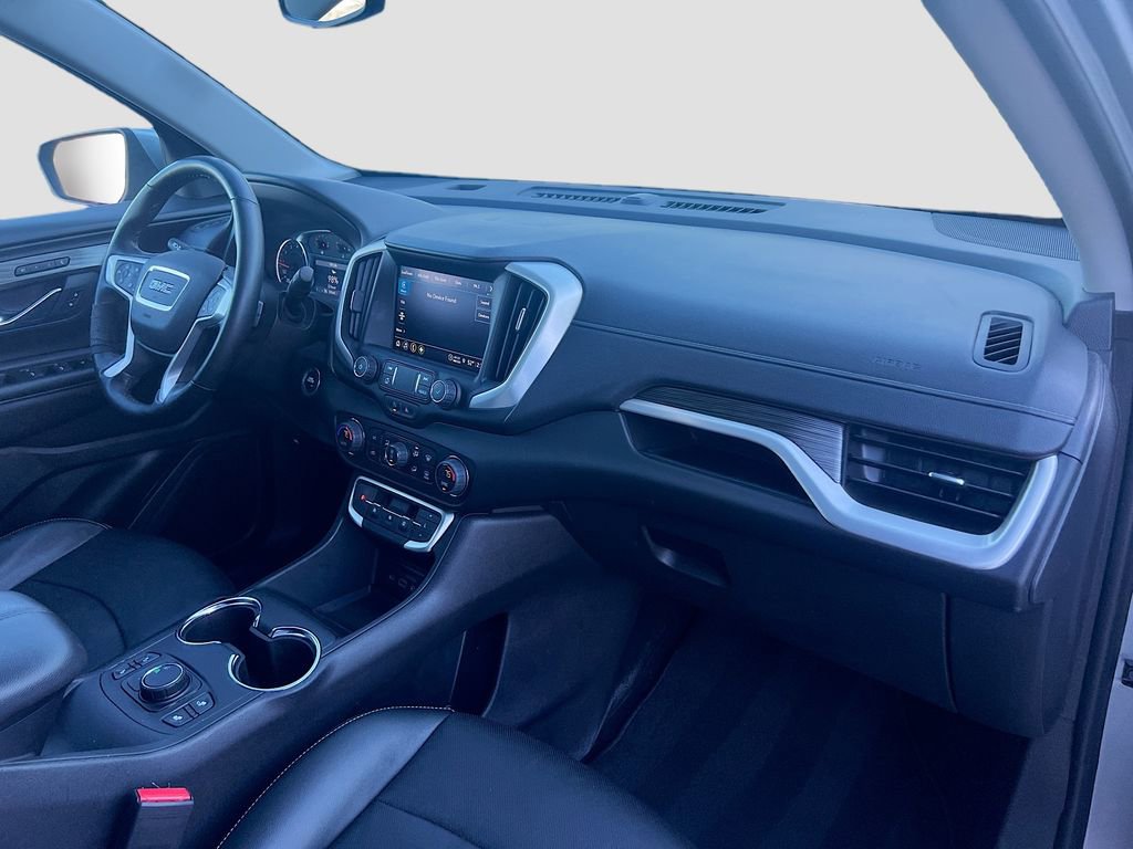 Used 2024 GMC Terrain SLT image 35