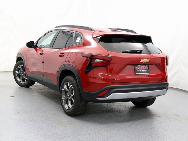 New 2026 Chevrolet Trax LT w/ Driver Confidence Package image 8