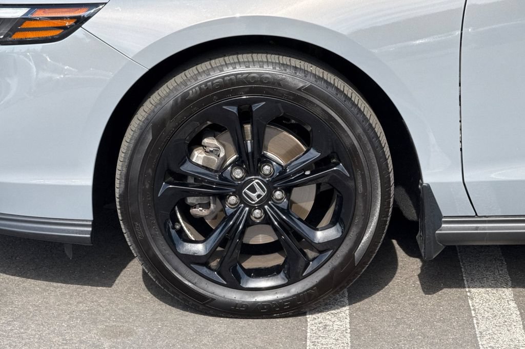 Certified 2025 Honda Accord SE image 25