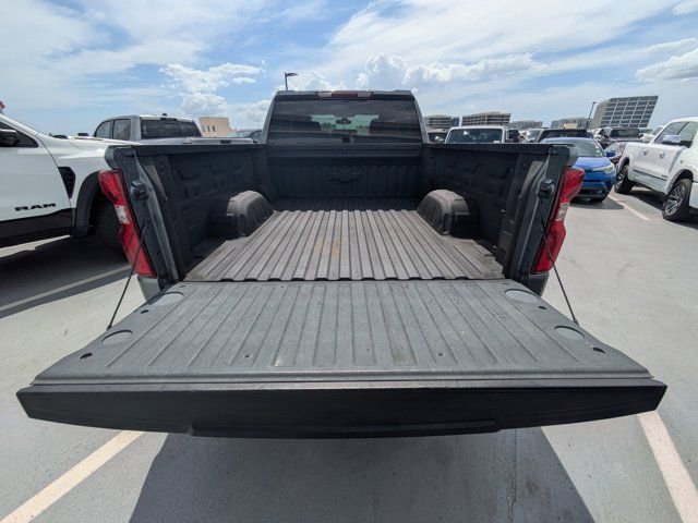 Used 2019 Chevrolet Silverado 1500 Custom w/ Custom Value Package image 11