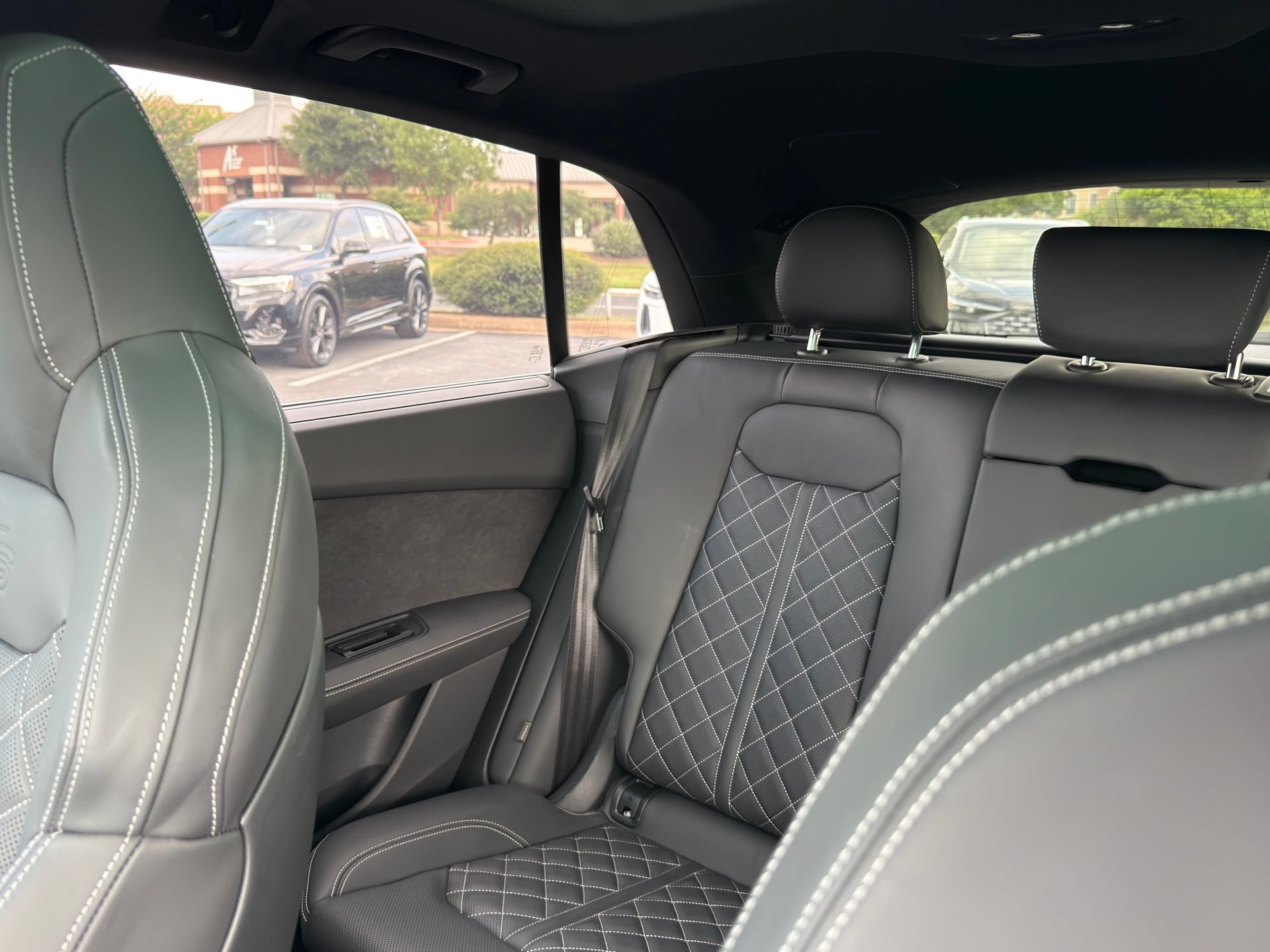 Used 2024 Audi SQ8 Premium Plus w/ 23" Wheel Package AWD/4WD image 11