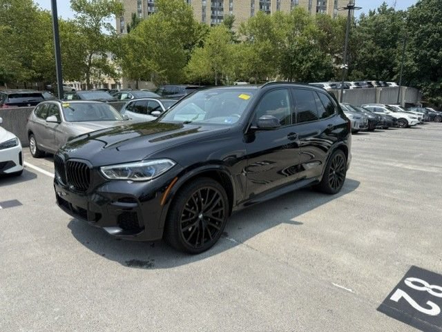 Used 2023 BMW X5 xDrive40i w/ Executive Package AWD/4WD image 1