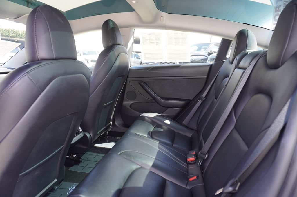Used 2023 Tesla Model 3 Standard Range RWD image 10