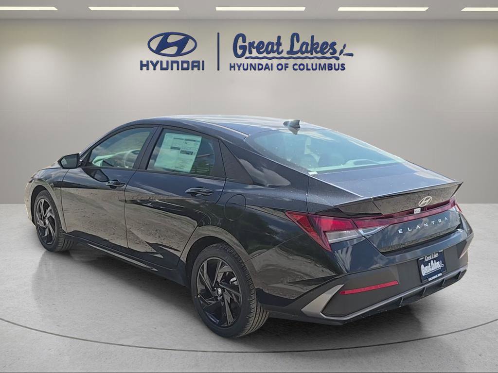 New 2026 Hyundai Elantra Sport FWD image 3