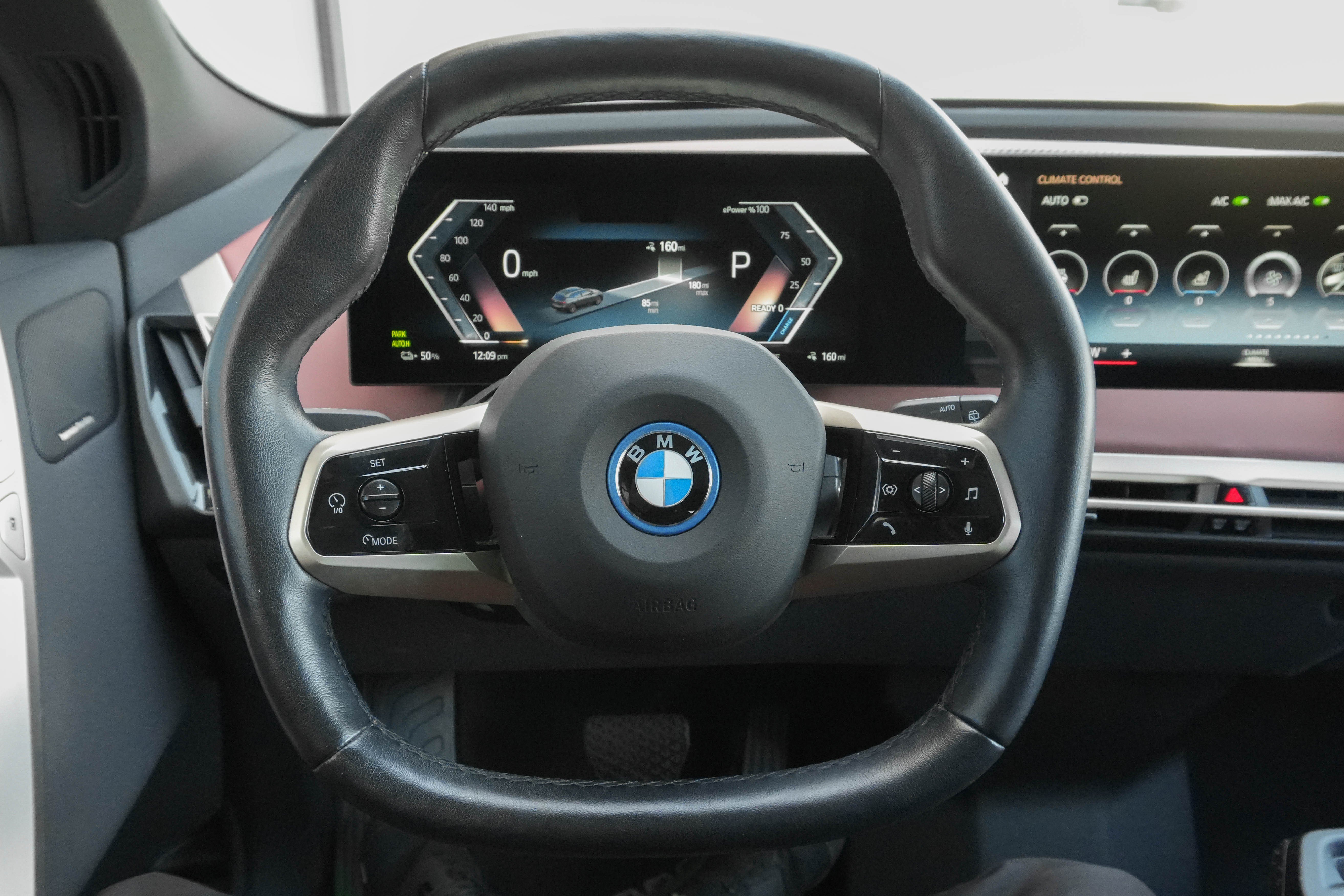 Certified 2023 BMW iX xDrive50 w/ Premium Package AWD/4WD image 17