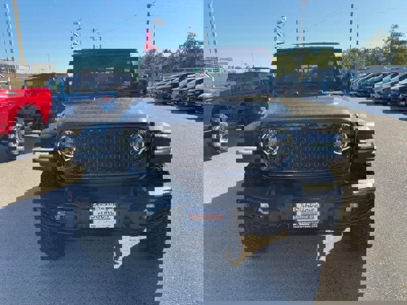 Used 2024 Jeep Wrangler Willys image 9