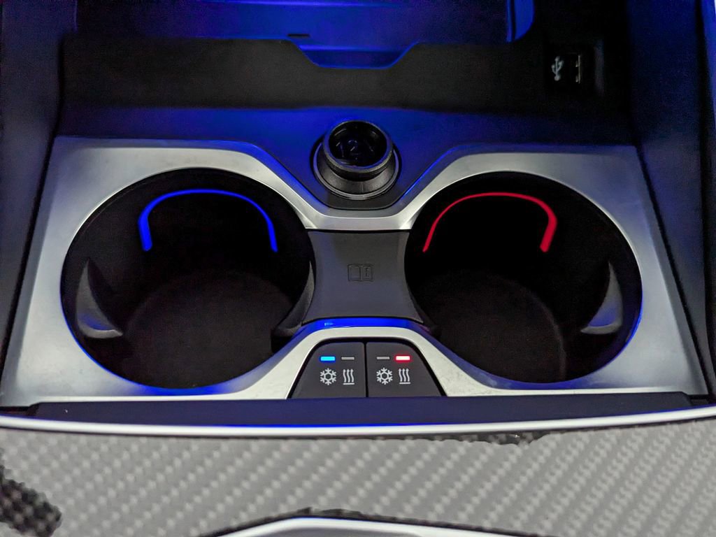 Used 2026 BMW X7 M60i image 38