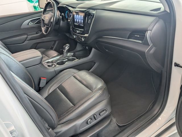 Used 2021 Chevrolet Traverse Premier AWD/4WD image 17