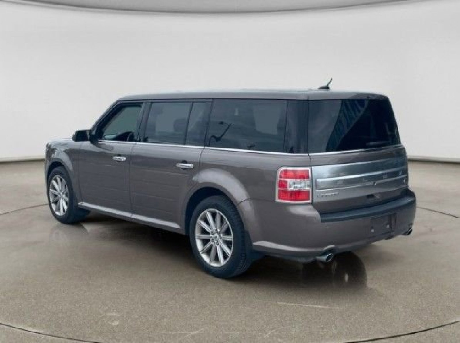 Used 2019 Ford Flex Limited FWD image 12
