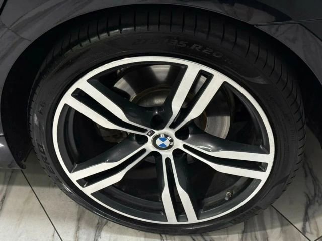 Used 2017 BMW 750i xDrive AWD/4WD image 31