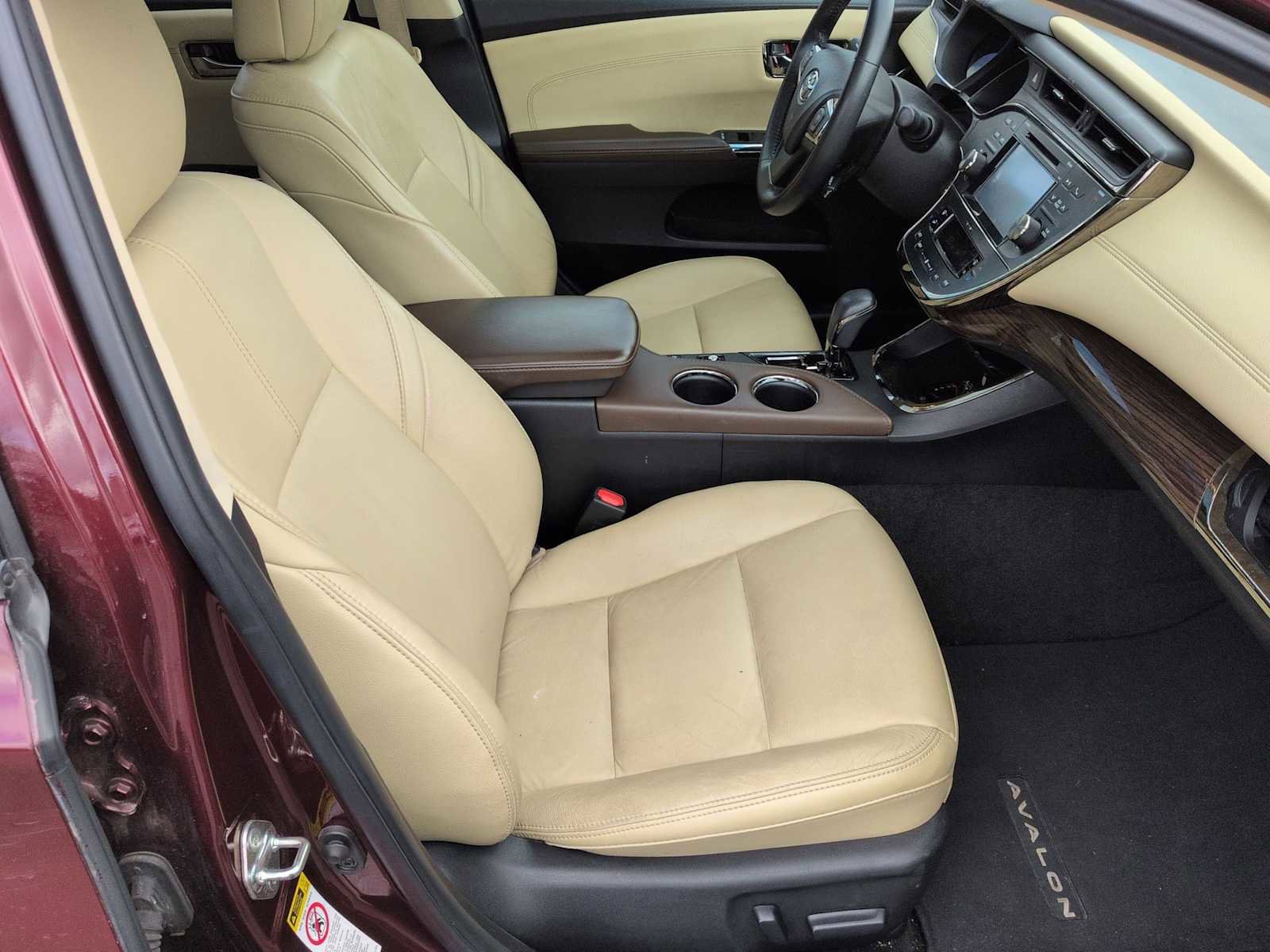 Used 2015 Toyota Avalon XLE Touring image 24