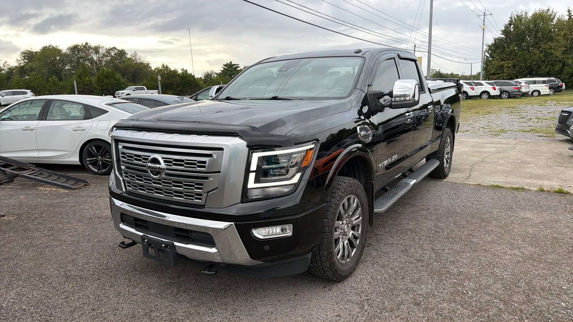 Used 2021 Nissan Titan Platinum Reserve w/ Moonroof Package image 1