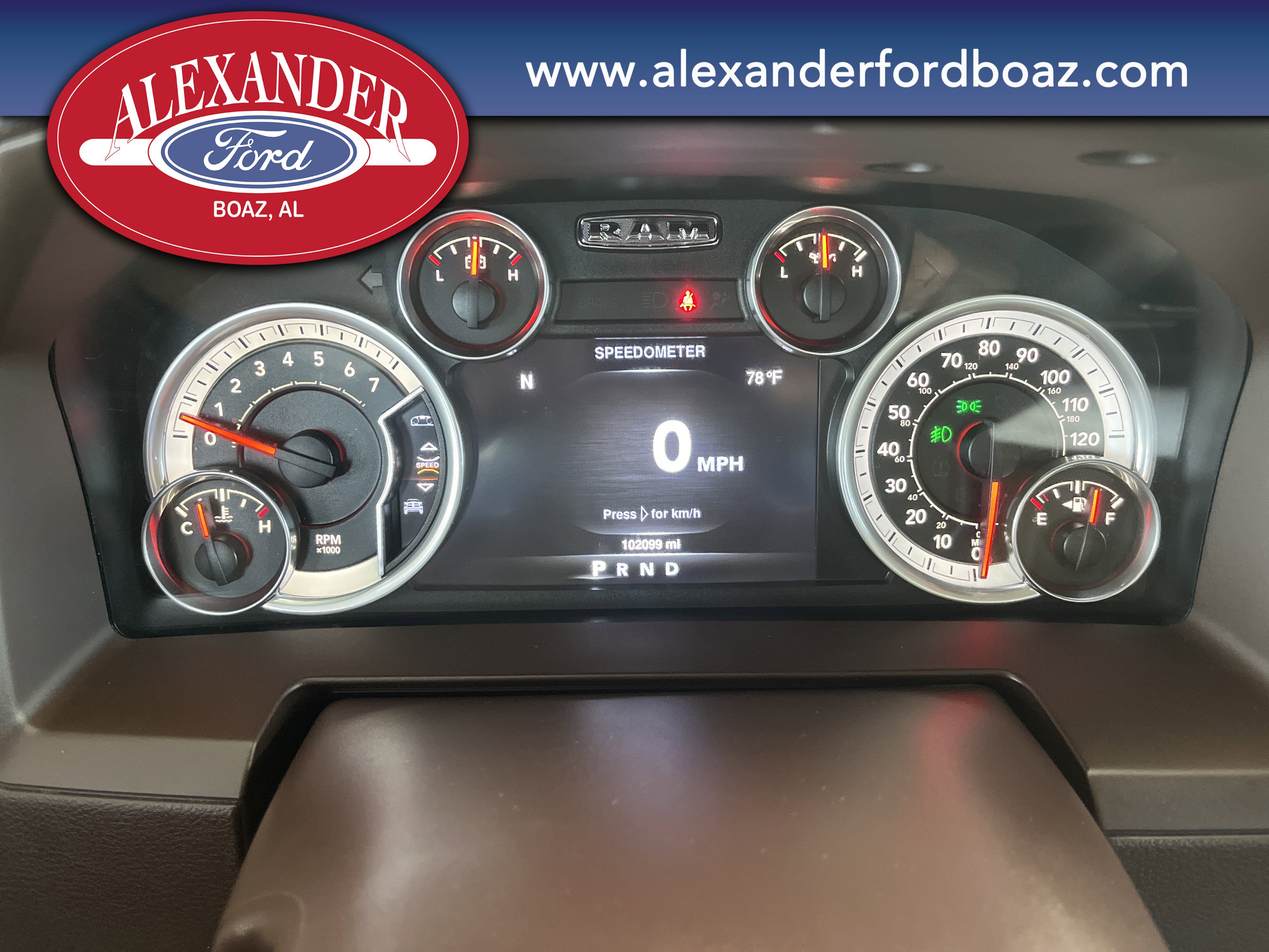 Used 2016 RAM 1500 Laramie w/ Convenience Group image 26