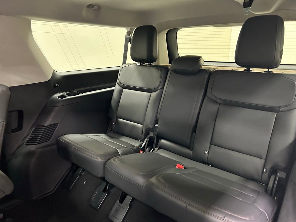 New 2025 Ford Expedition Max Active image 28