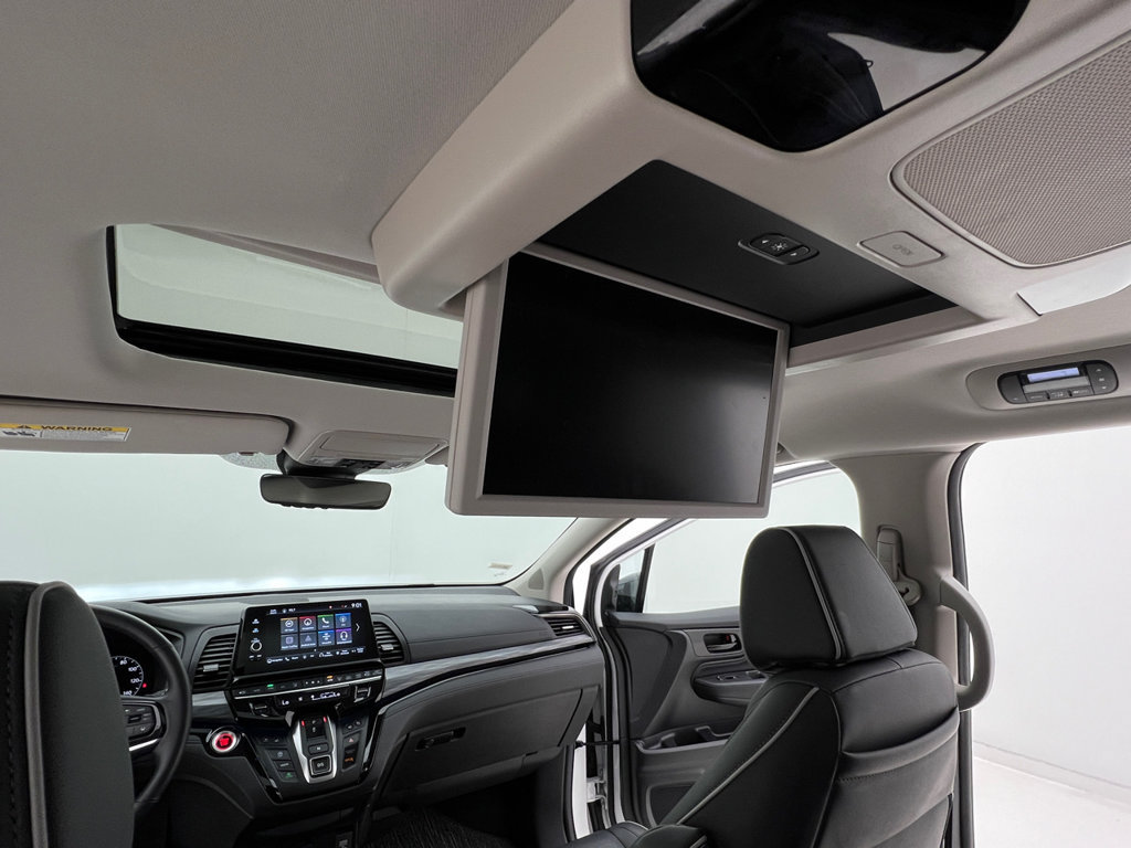 Used 2025 Honda Odyssey Elite image 13