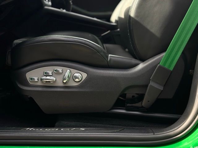 Used 2023 Porsche Macan GTS image 18