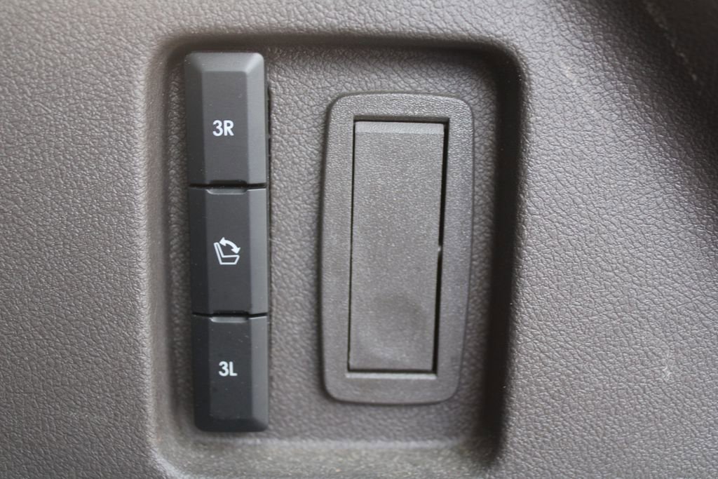 Used 2021 Lincoln Aviator Reserve w/ Equipment Group 201A image 11