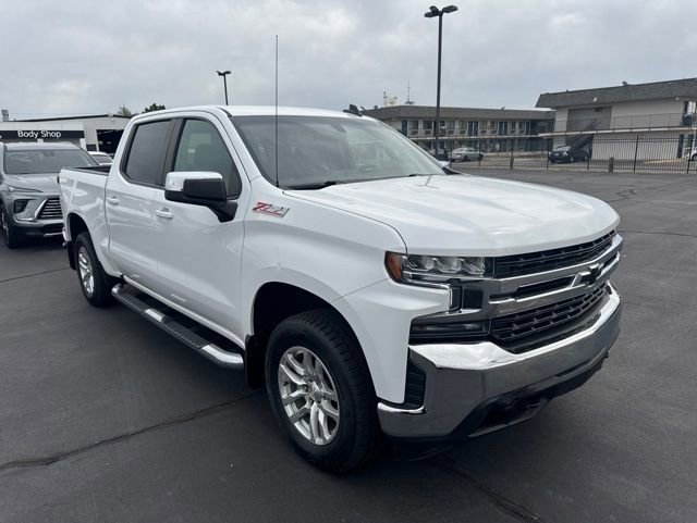 Used 2022 Chevrolet Silverado 1500 LT AWD/4WD image 1
