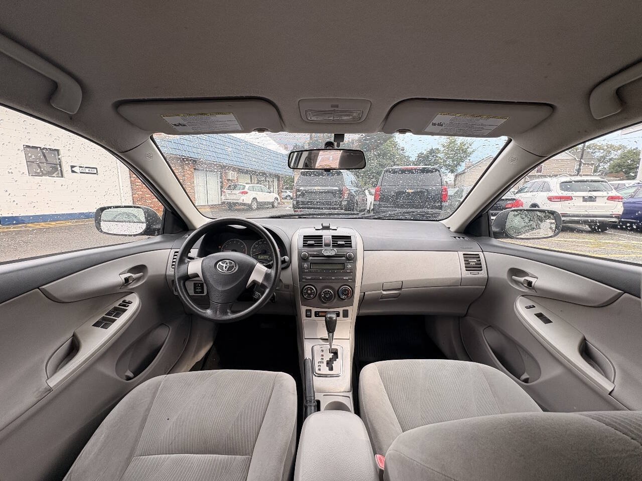 Used 2011 Toyota Corolla LE FWD image 30